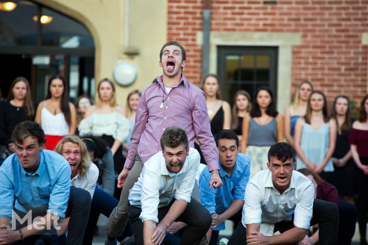 Students welcome guest with a haka performance