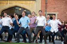 Students welcome guest with a haka performance